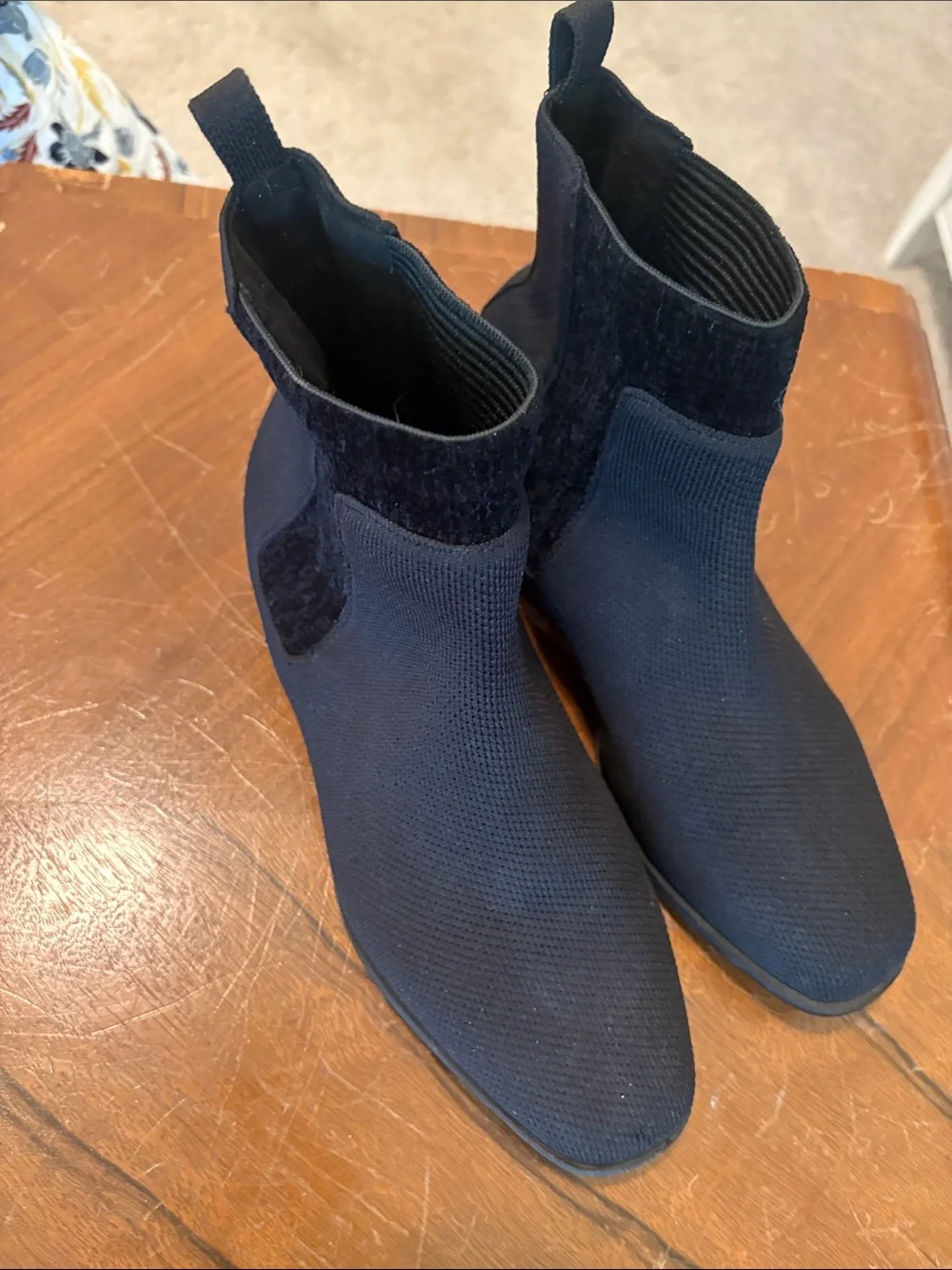 Vivaia Ryan Knit Chelsea Boots